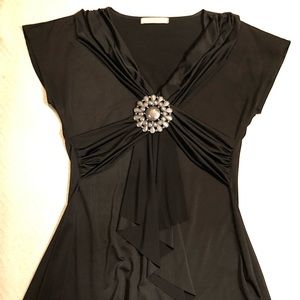 Silky black top